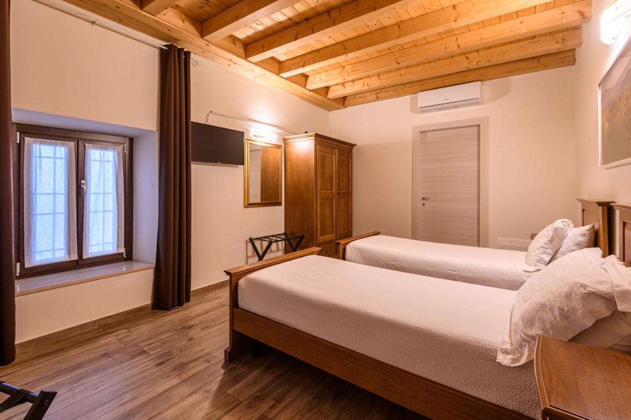 Il Glicine B&B Ristorante Cazzago San Martino ภายนอก รูปภาพ