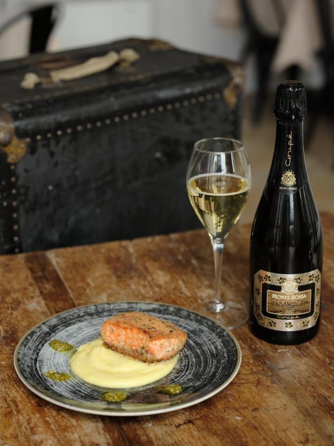 Il Glicine B&B Ristorante Cazzago San Martino ภายนอก รูปภาพ
